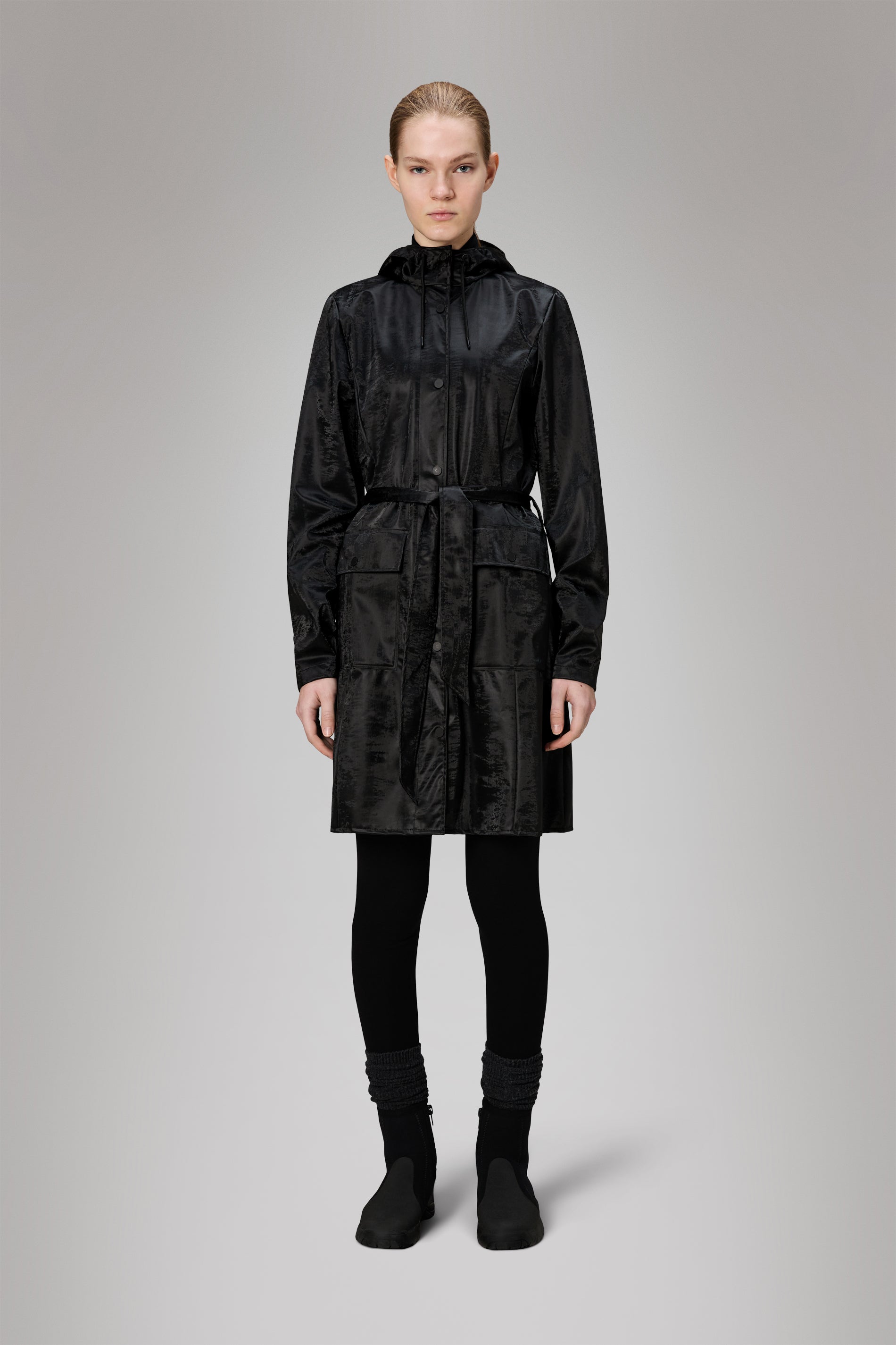 RAINS Curve Long Jacket
 Coal Jacket